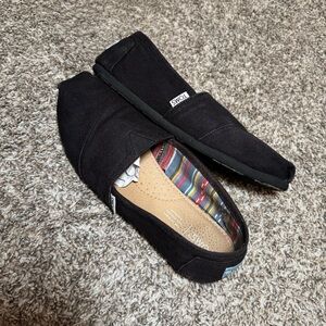 Toms Alpargata Canvas Slip-On Flats *original style*